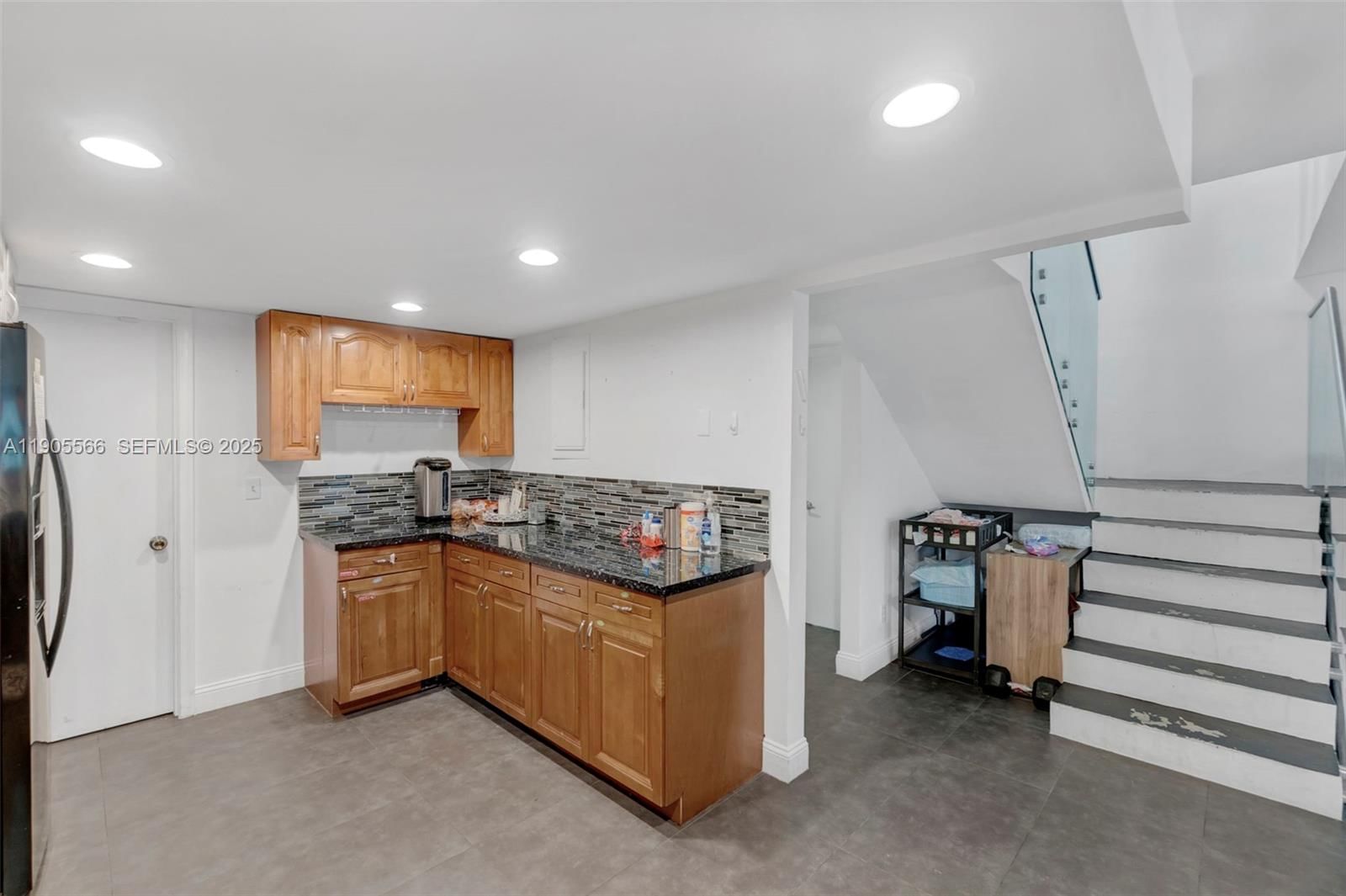 Real estate property located at 6545 Racquet Club Dr #115, Broward, Courts Of Inverrary, Lauderhill, FL