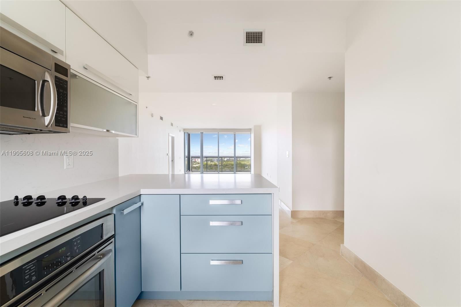 Real estate property located at 601 36th St #2304, Miami-dade, Blue Condo, Miami, FL