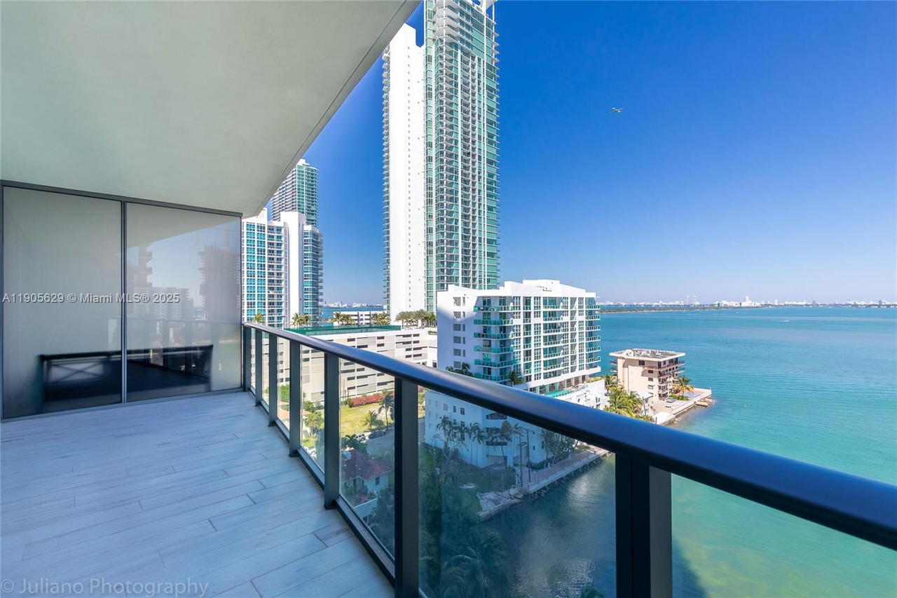 Real estate property located at 460 28th St #1905, Miami-dade, Icon Bay Condo, Miami, FL