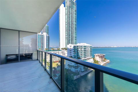Real estate property located at 460 28th St #1905, Miami-dade, Icon Bay Condo, Miami, FL