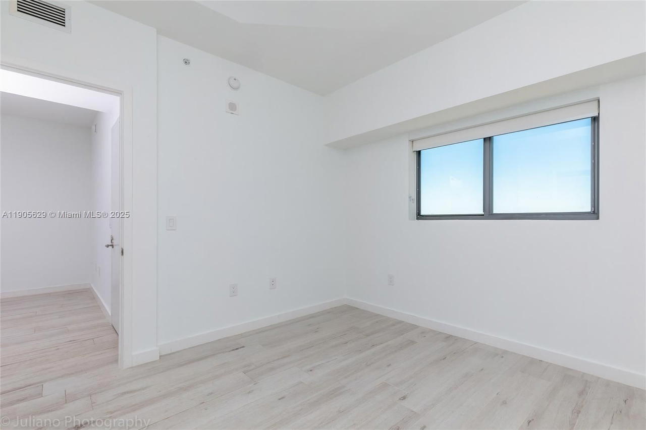 Real estate property located at 460 28th St #1905, Miami-dade, Icon Bay Condo, Miami, FL