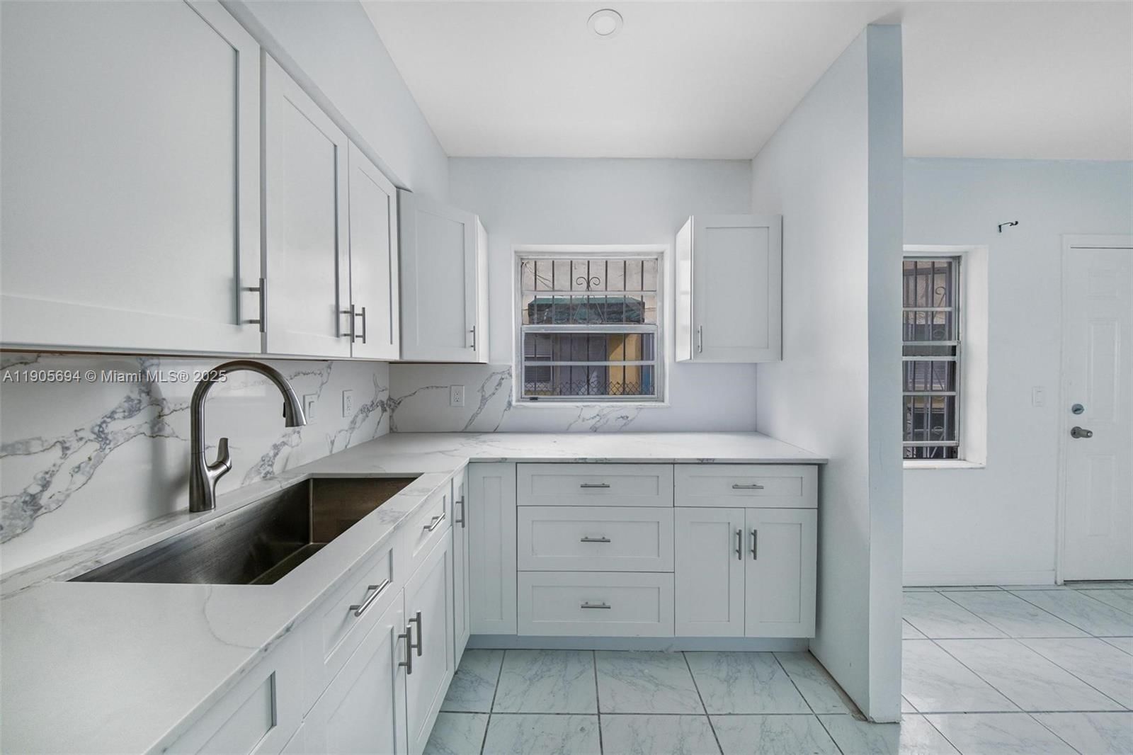 Real estate property located at 7712 Byron Ave #2, Miami-dade, Victoria Condo, Miami Beach, FL