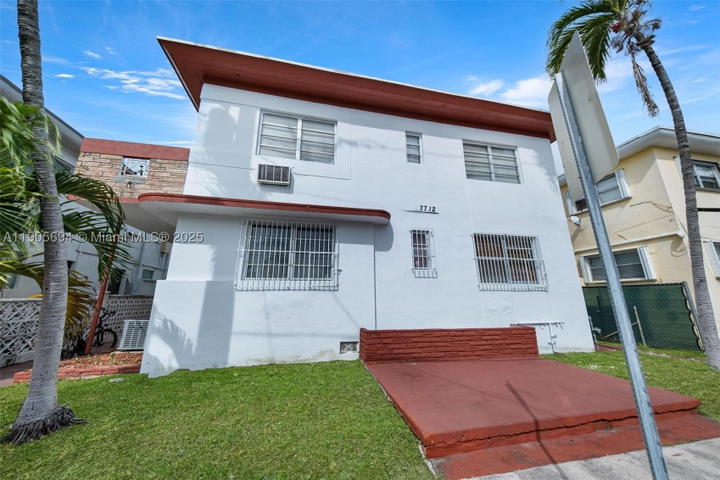 Real estate property located at 7712 Byron Ave #2, Miami-dade, Victoria Condo, Miami Beach, FL