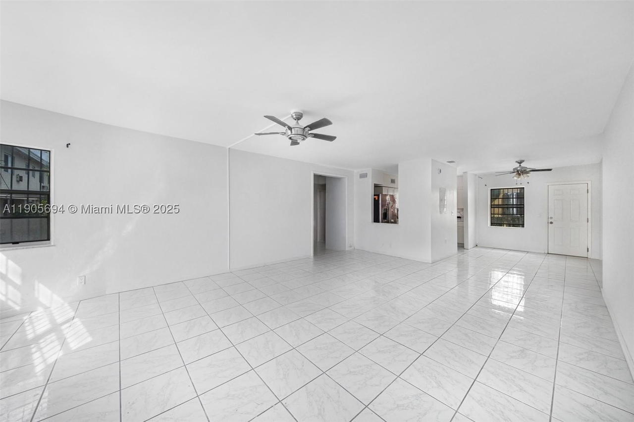 Real estate property located at 7712 Byron Ave #2, Miami-dade, Victoria Condo, Miami Beach, FL
