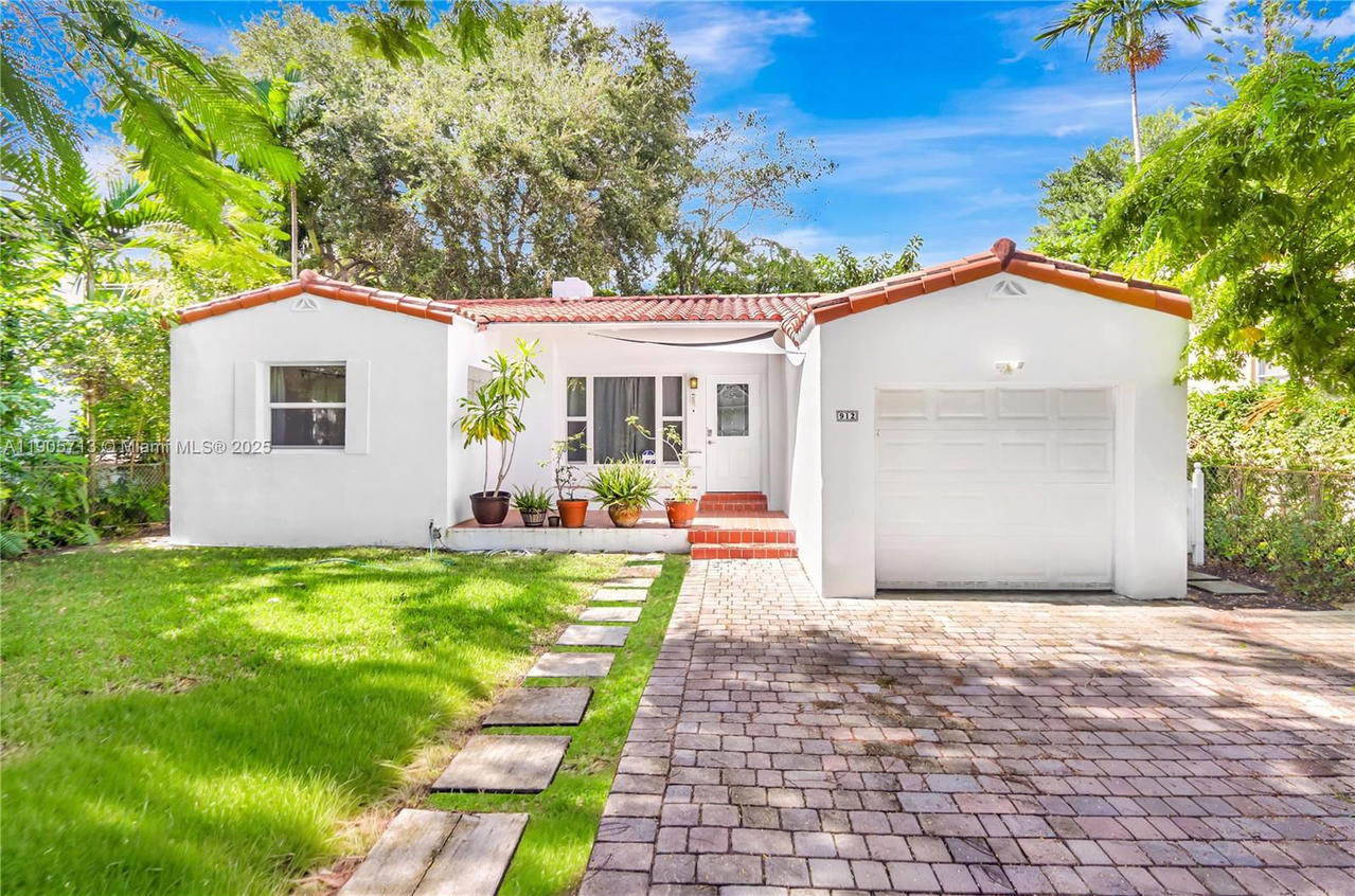 Real estate property located at 912 Wallace St., Miami-dade, Tamiami Place Plan No 3, Coral Gables, FL