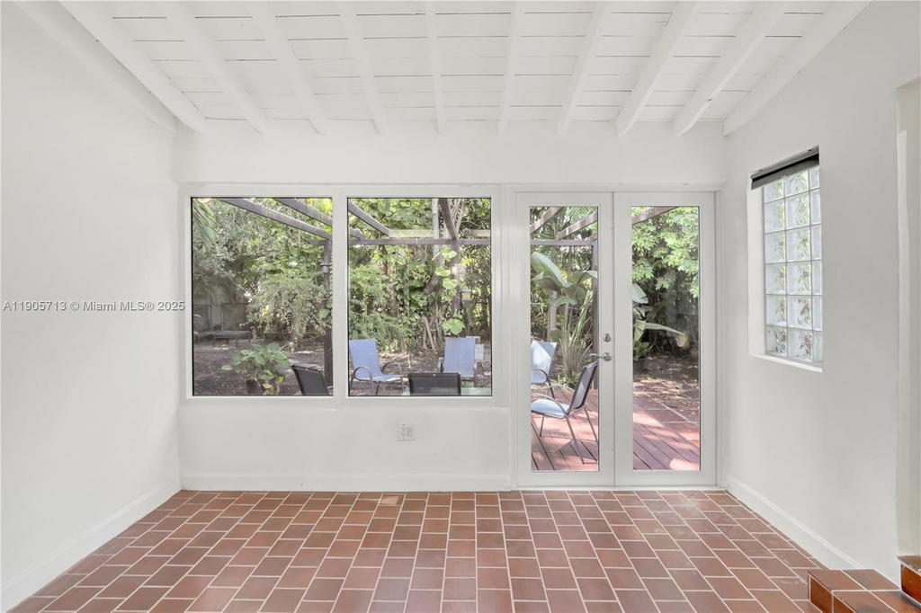 Real estate property located at 912 Wallace St., Miami-dade, Tamiami Place Plan No 3, Coral Gables, FL
