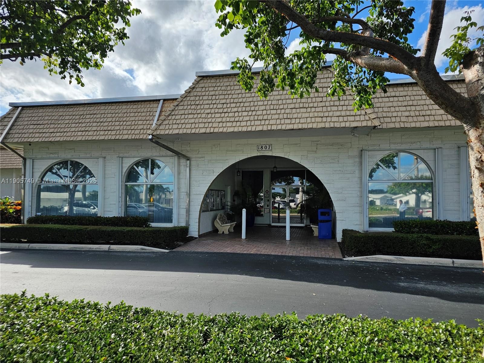 Real estate property located at 2300 19th Ave, Palm Beach, Palm Beach Leisureville S, Boynton Beach, FL
