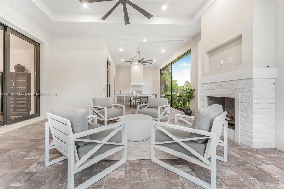 Real estate property located at 538 13th St Sw, Collier, Golden Gate Estates, Naples, FL