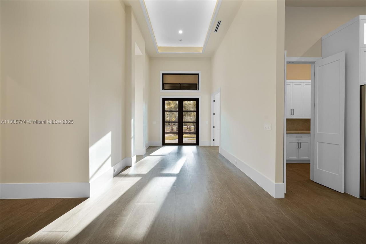 Real estate property located at 538 13th St Sw, Collier, Golden Gate Estates, Naples, FL