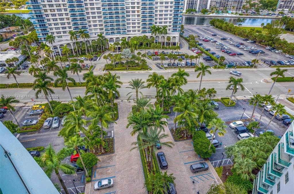 Real estate property located at 3801 Ocean Dr #15R, Broward, Tides On Hollywood Beach, Hollywood, FL