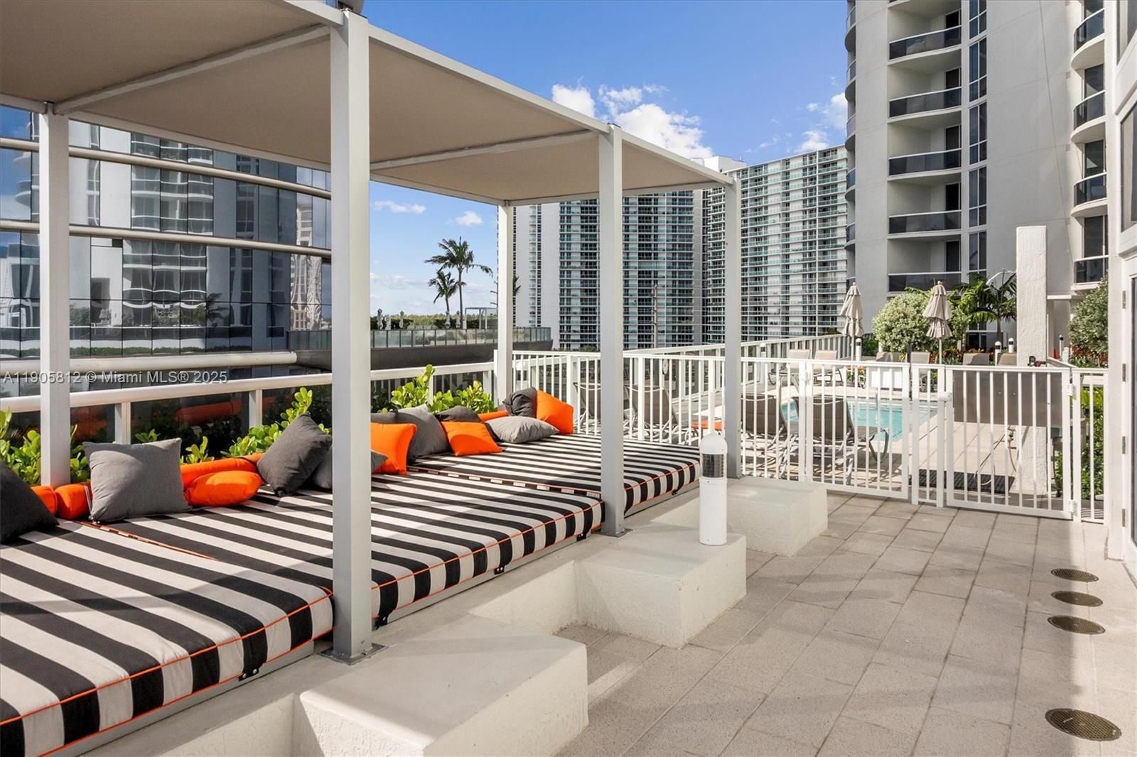 Real estate property located at 15811 Collins Ave #3405, Miami-dade, Tdr Tower Iii Condo, Sunny Isles Beach, FL