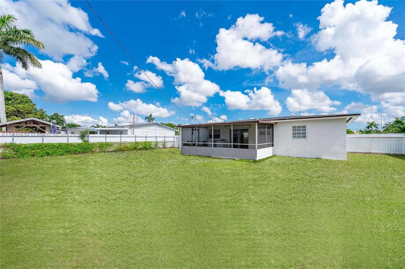 Real estate property located at 5420 182nd St, Miami-dade, Carol City Lake Steven Es, Miami Gardens, FL
