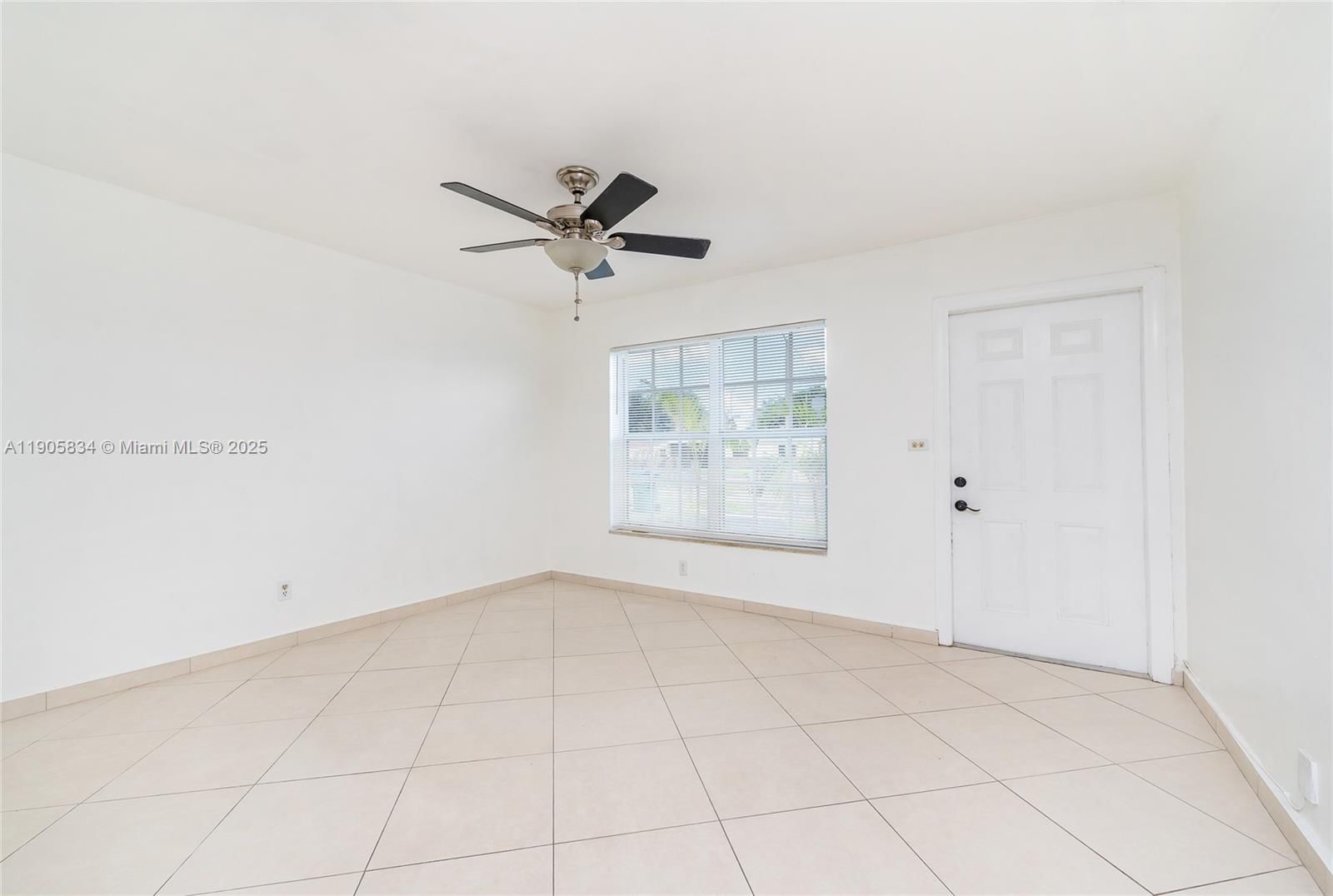 Real estate property located at 5420 182nd St, Miami-dade, Carol City Lake Steven Es, Miami Gardens, FL