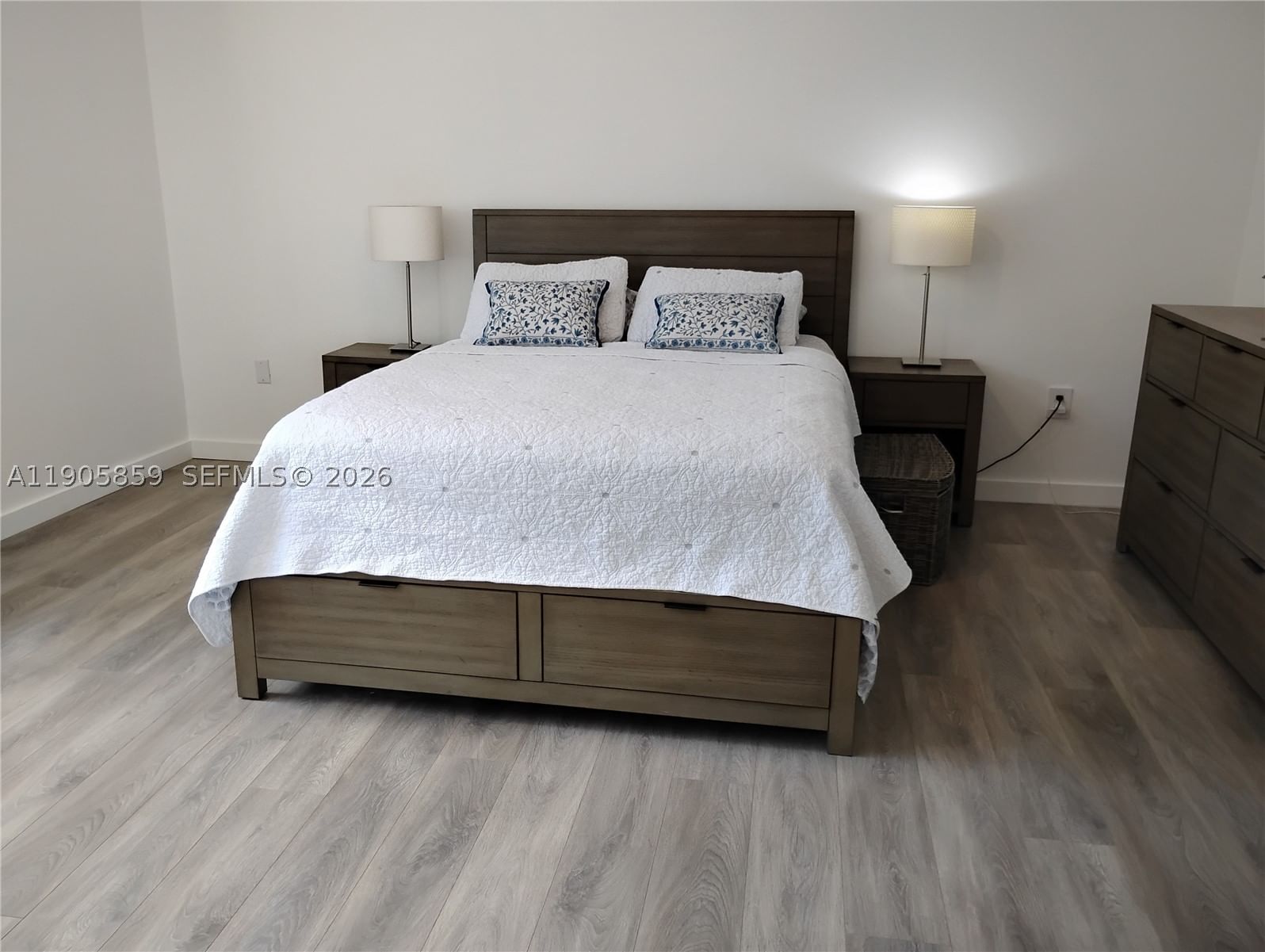 Real estate property located at 7515 164th Ct, Miami-dade, Continental Homes At Lago, Miami, FL