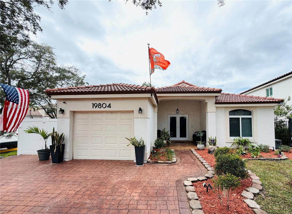 Real estate property located at 19804 82nd Pl, Miami-dade, Marbella Park, Hialeah, FL