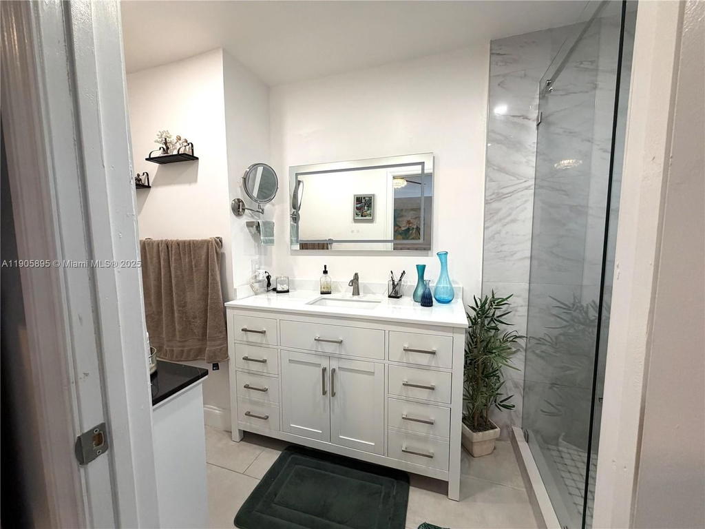 Real estate property located at 19804 82nd Pl, Miami-dade, Marbella Park, Hialeah, FL