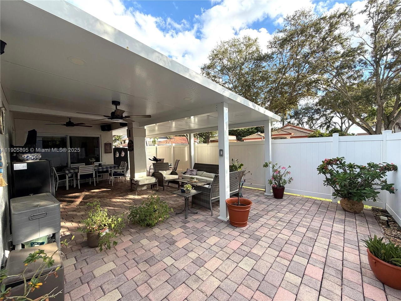 Real estate property located at 19804 82nd Pl, Miami-dade, Marbella Park, Hialeah, FL
