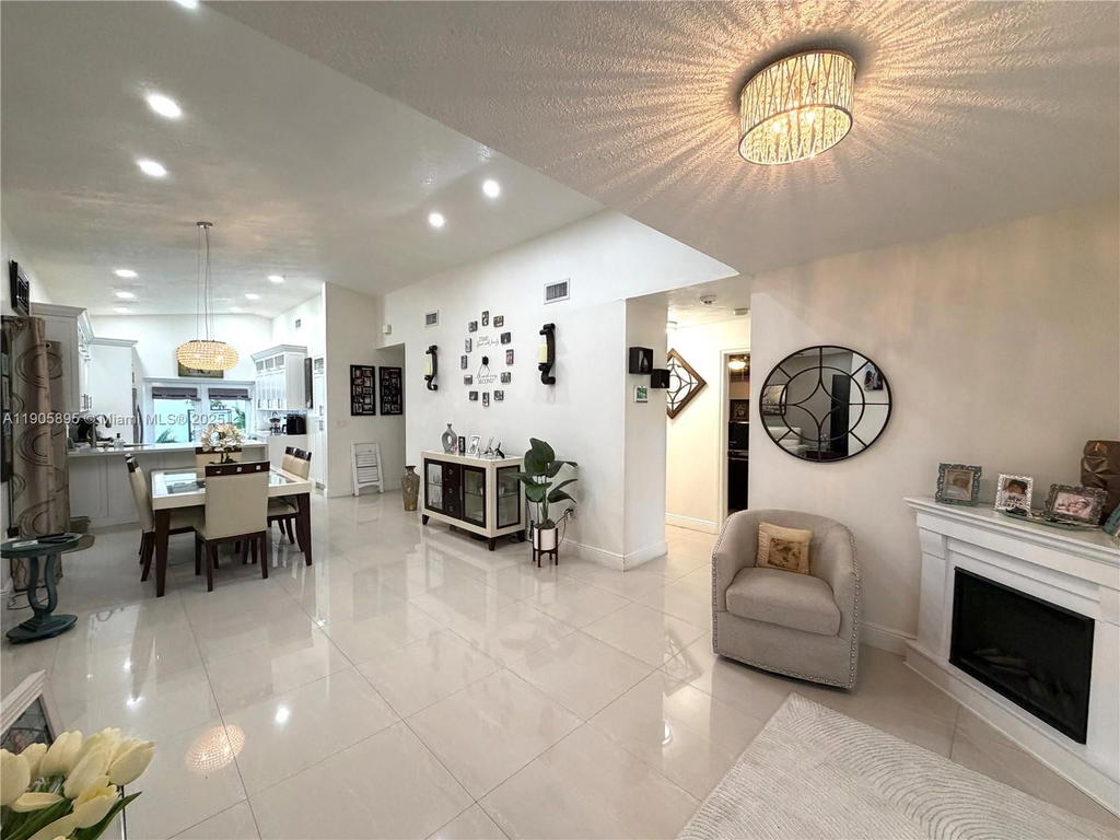 Real estate property located at 19804 82nd Pl, Miami-dade, Marbella Park, Hialeah, FL