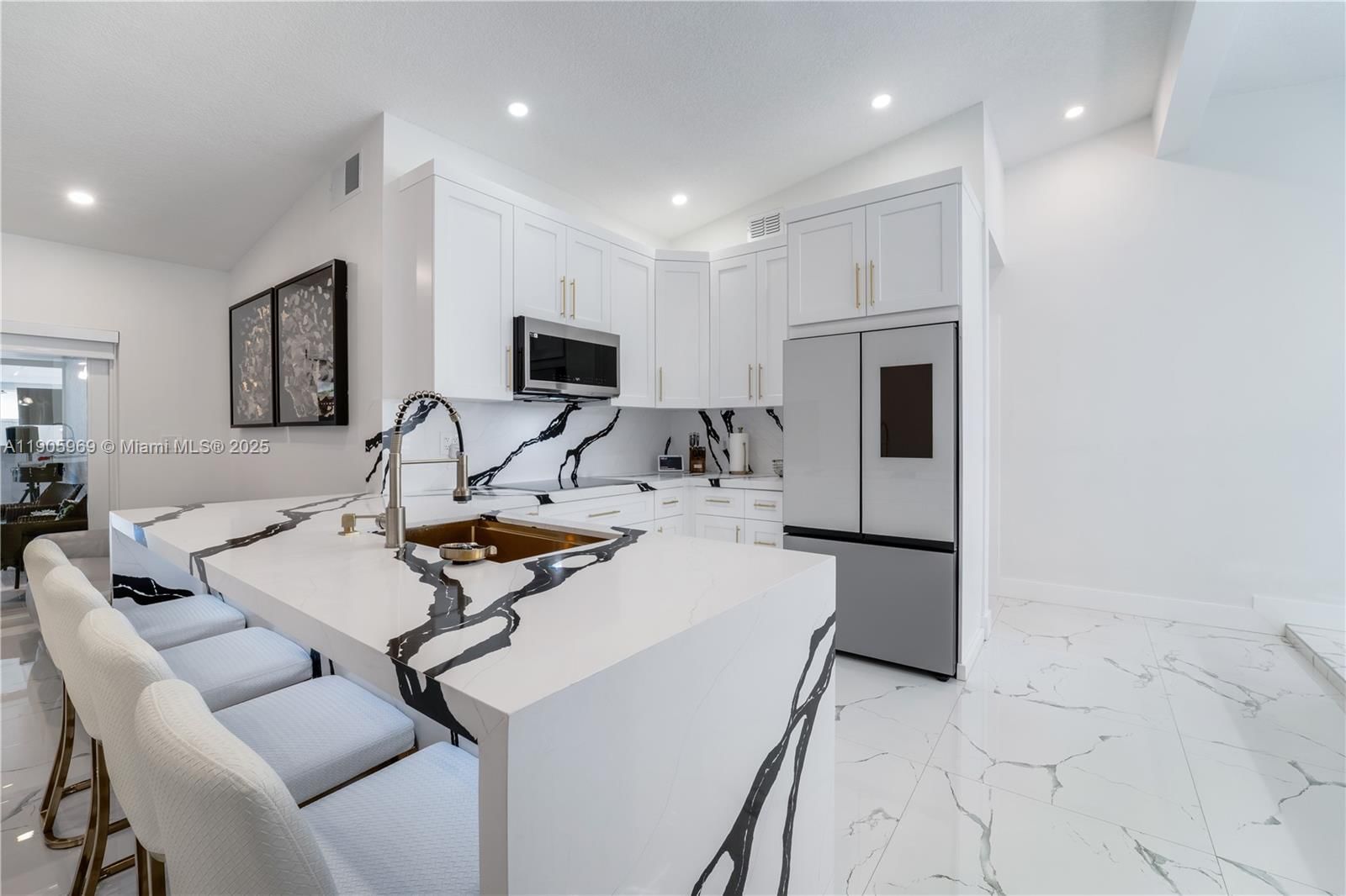 Real estate property located at 9746 147th Ct, Miami-dade, Hammocks Sec 2, Miami, FL