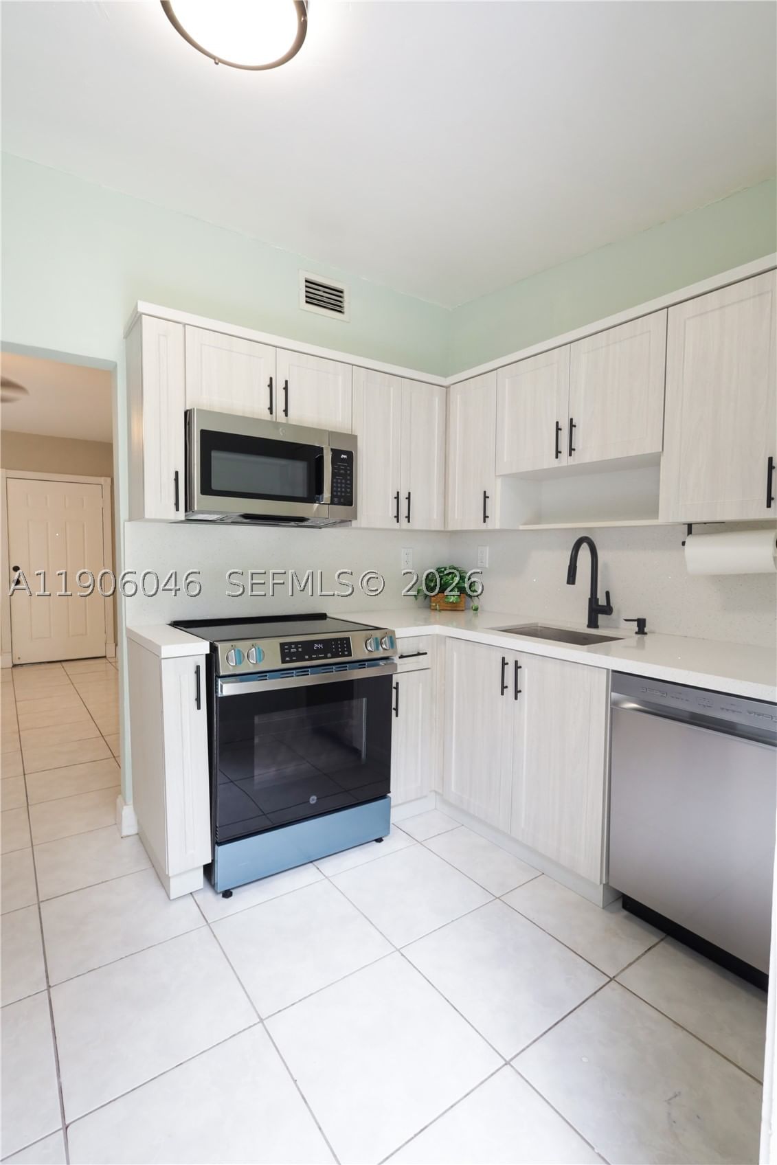 Real estate property located at 2310 Bunche Park Dr, Miami-dade, Bunche Park, Miami Gardens, FL