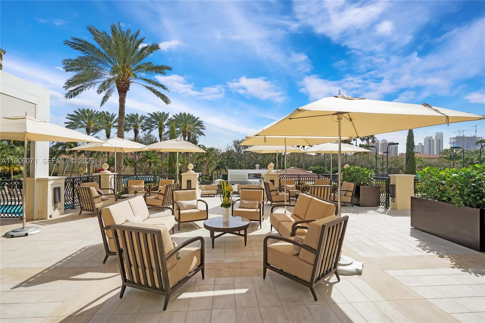 Real estate property located at 19955 38th Ct #704, Miami-dade, Towers Of Porto Vita-sout, Aventura, FL