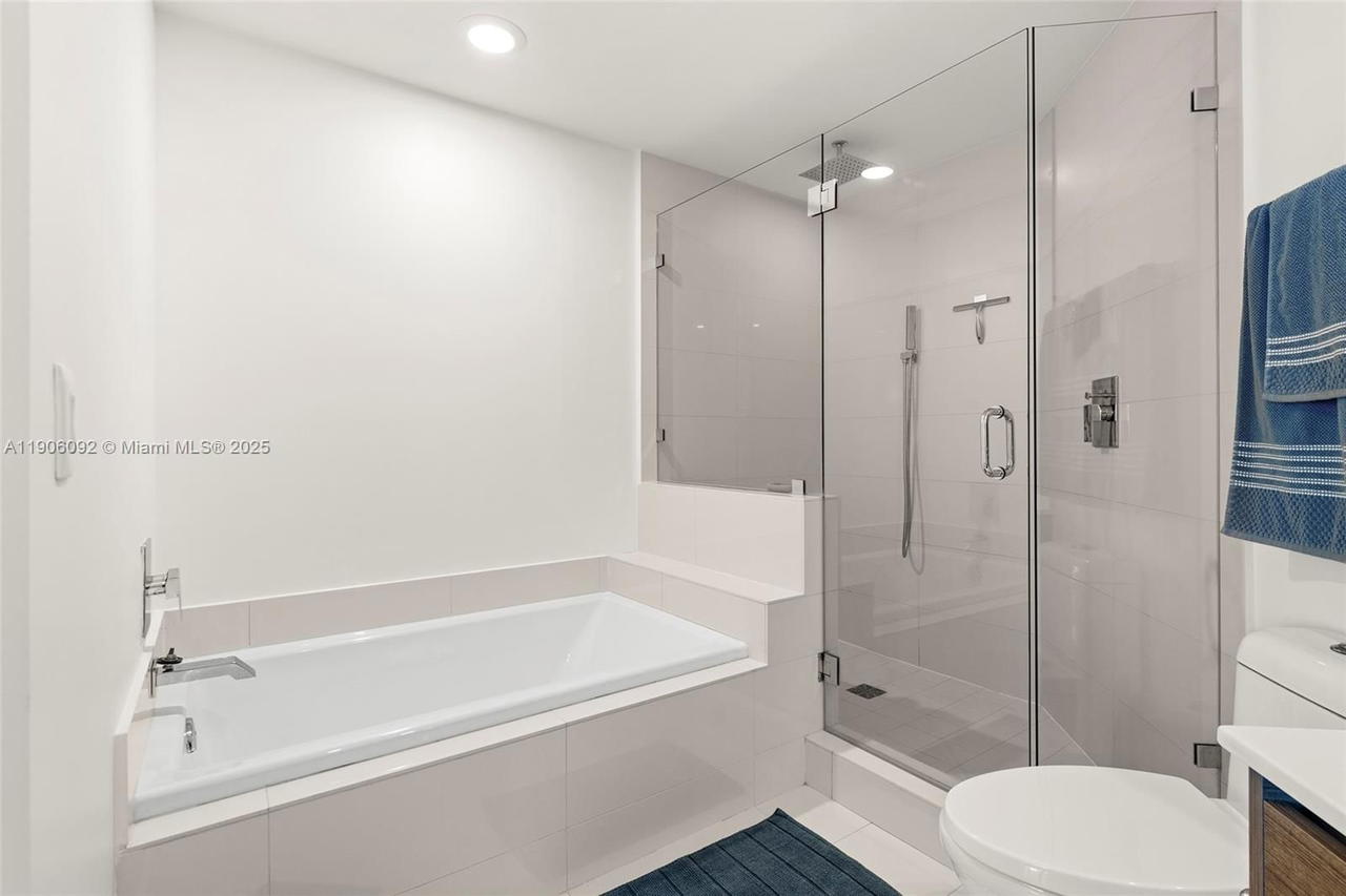Real estate property located at 1100 Miami Ave #2910, Miami-dade, 1100 Millecento Residence, Miami, FL