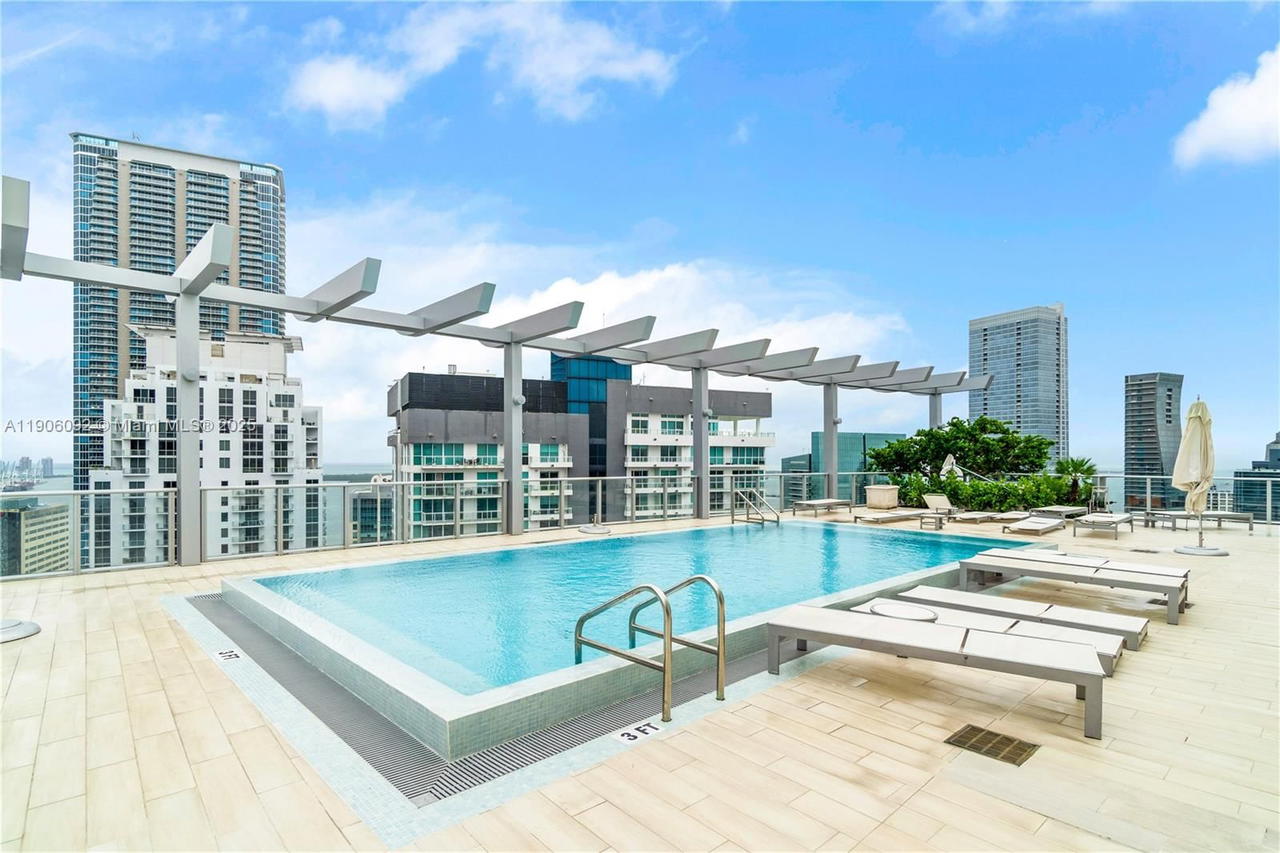 Real estate property located at 1100 Miami Ave #2910, Miami-dade, 1100 Millecento Residence, Miami, FL