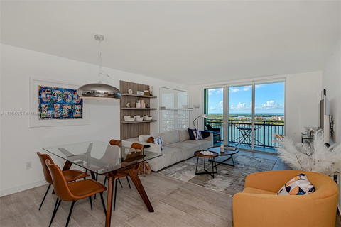 Real estate property located at 90 Alton Rd #2506, Miami-dade, Yacht Club At Portofino C, Miami Beach, FL