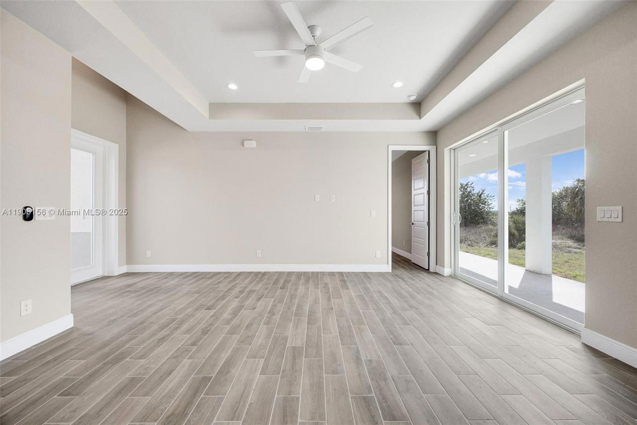 Real estate property located at 626 Royce Rd, Hendry, Banyan Village, La Belle, FL