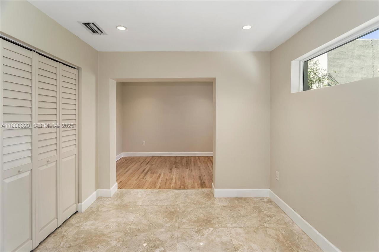 Real estate property located at 1776 11th Ter, Miami-dade, Shenandoah, Miami, FL