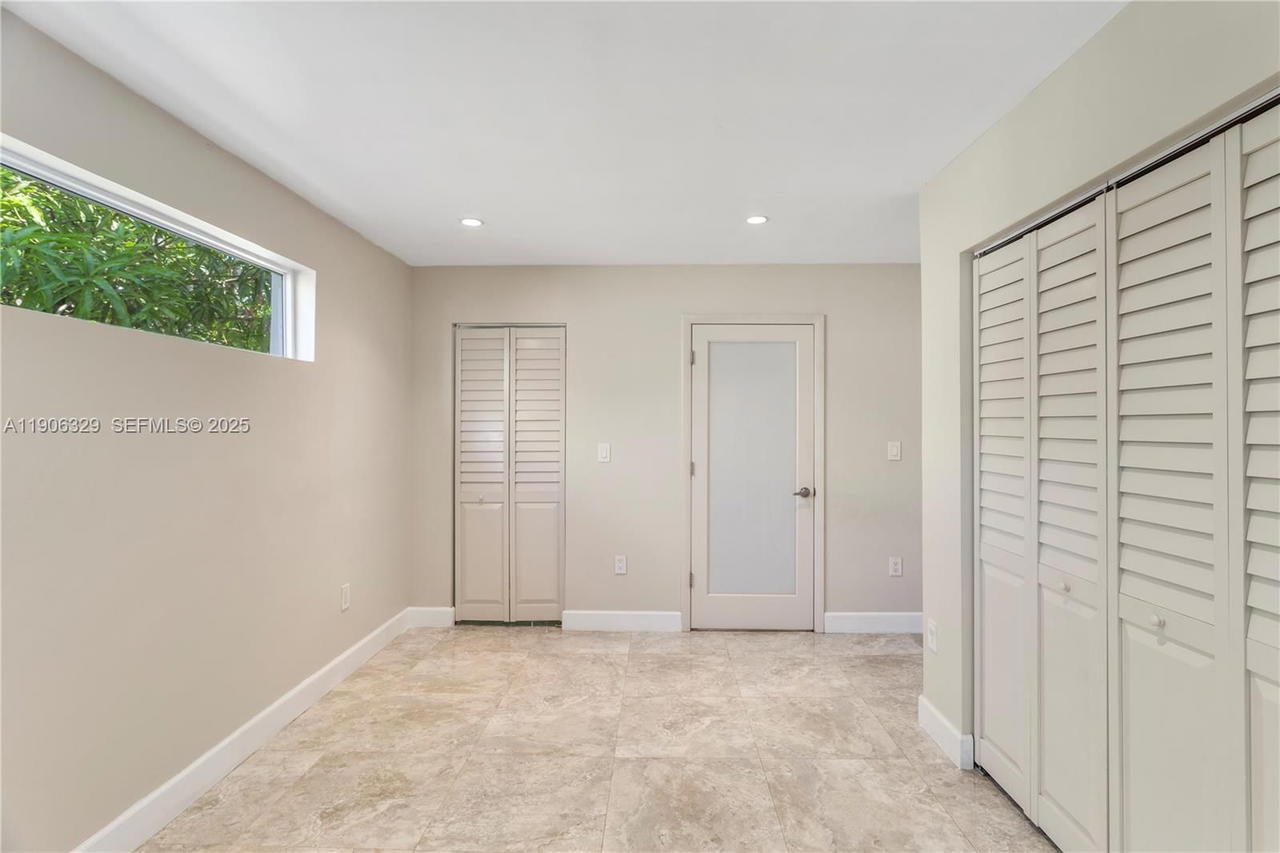 Real estate property located at 1776 11th Ter, Miami-dade, Shenandoah, Miami, FL