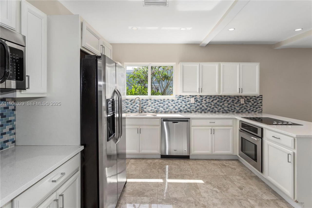 Real estate property located at 1776 11th Ter, Miami-dade, Shenandoah, Miami, FL