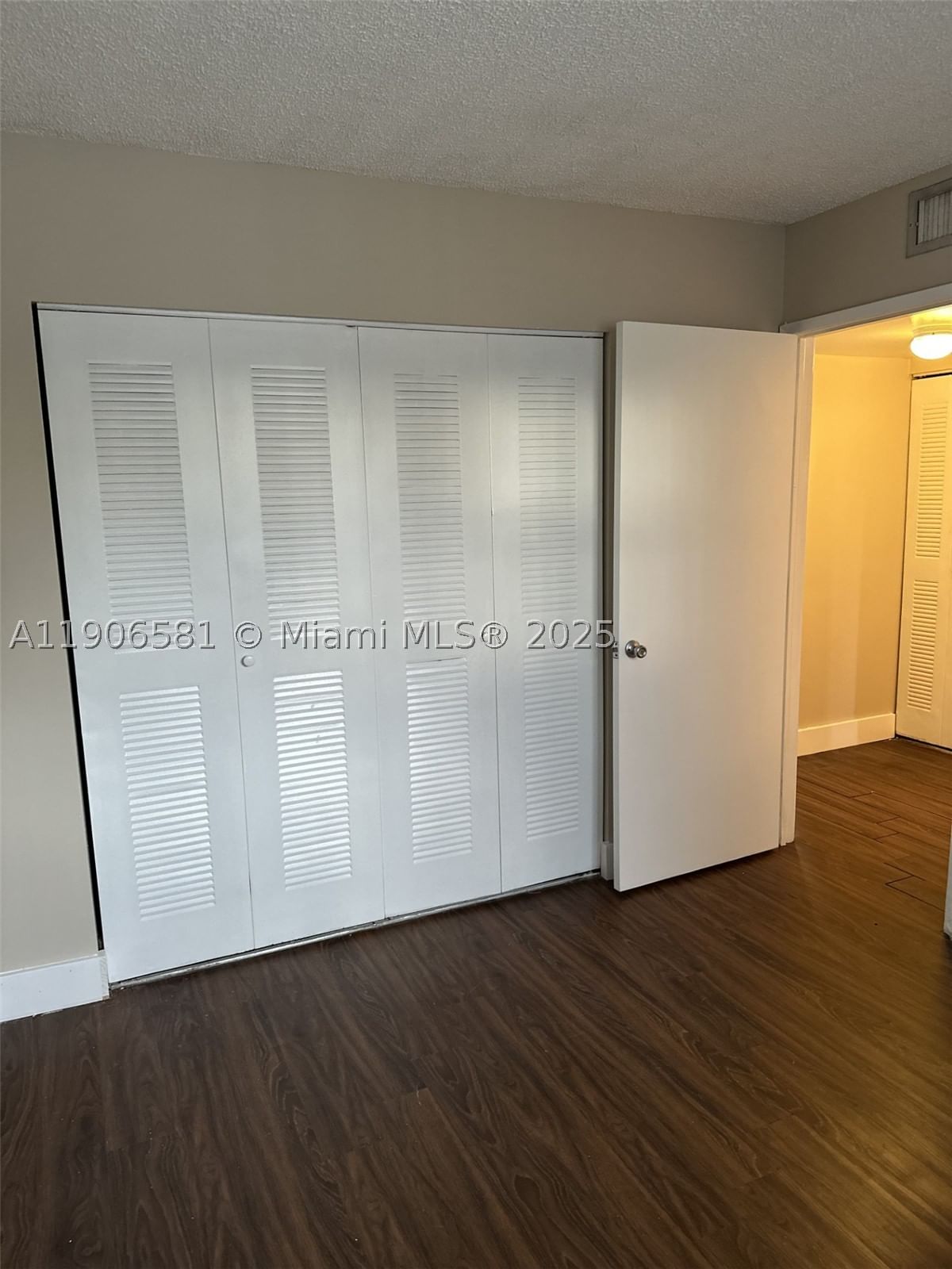 Real estate property located at 9783 Nob Hill Ct #9783, Broward, Villas De Venezia Condo, Sunrise, FL