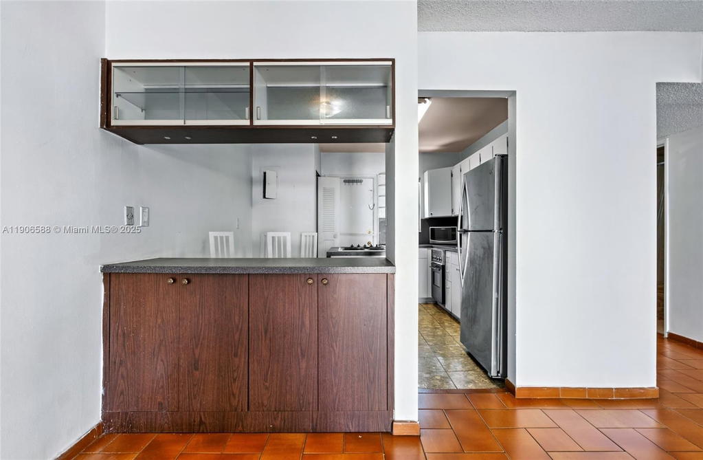 Real estate property located at 1950 54th St #313, Miami-dade, Westland-eden Condo I, Hialeah, FL