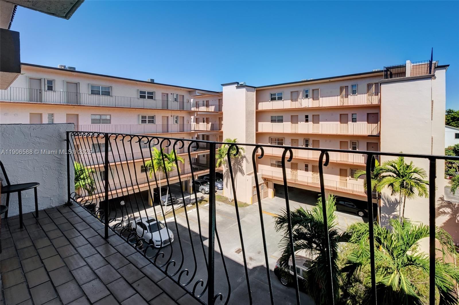 Real estate property located at 1950 54th St #313, Miami-dade, Westland-eden Condo I, Hialeah, FL