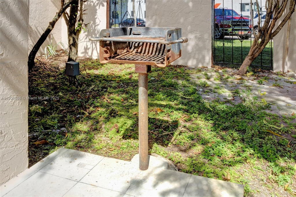 Real estate property located at 1950 54th St #313, Miami-dade, Westland-eden Condo I, Hialeah, FL