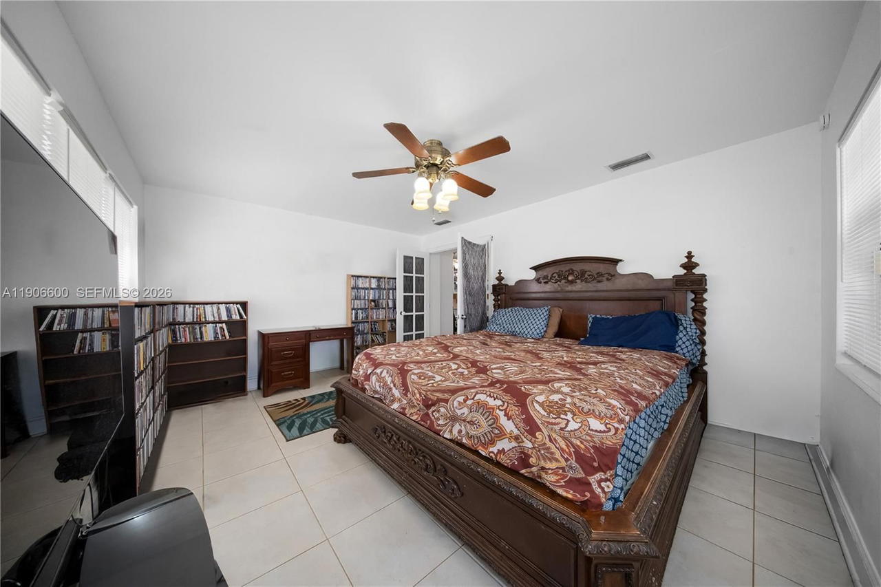 Real estate property located at 9426 52nd St, Broward, Summertime Isles 1st Add, Cooper City, FL