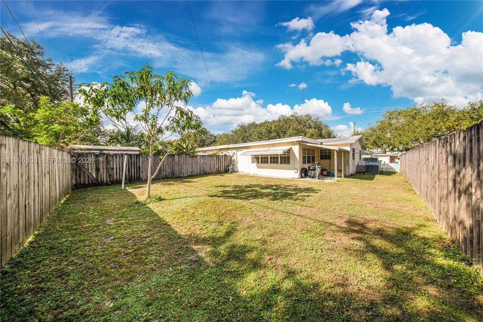 Real estate property located at 9426 52nd St, Broward, Summertime Isles 1st Add, Cooper City, FL