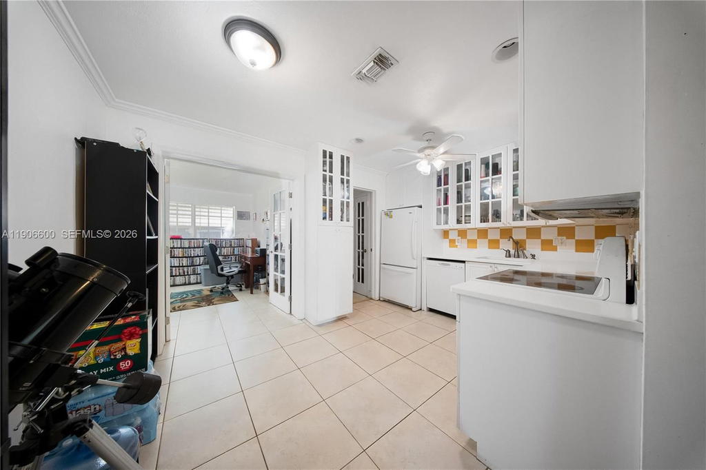 Real estate property located at 9426 52nd St, Broward, Summertime Isles 1st Add, Cooper City, FL
