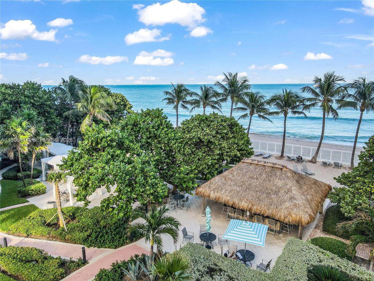 Real estate property located at 3000 Ocean Dr #420, Broward, Residences On Hollywood B, Hollywood, FL