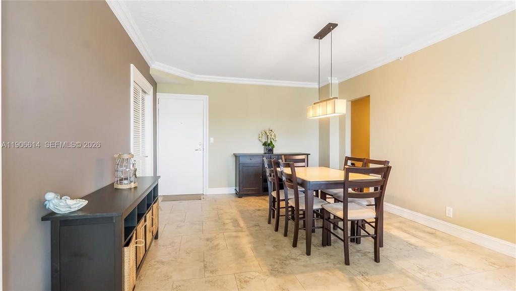 Real estate property located at 3000 Ocean Dr #420, Broward, Residences On Hollywood B, Hollywood, FL