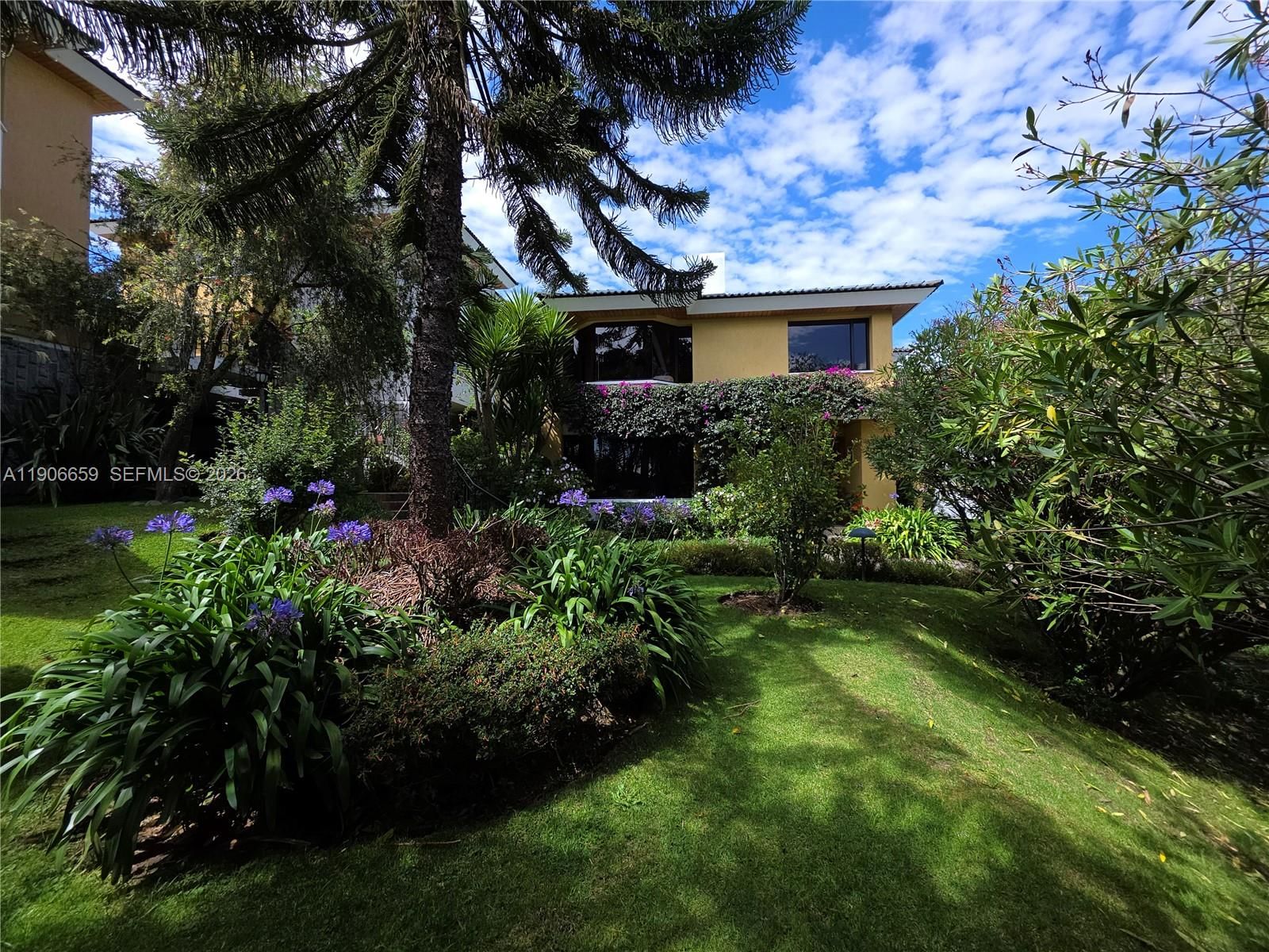 Real estate property located at , Other, Conjunto Alelies, Quito, OS, EC