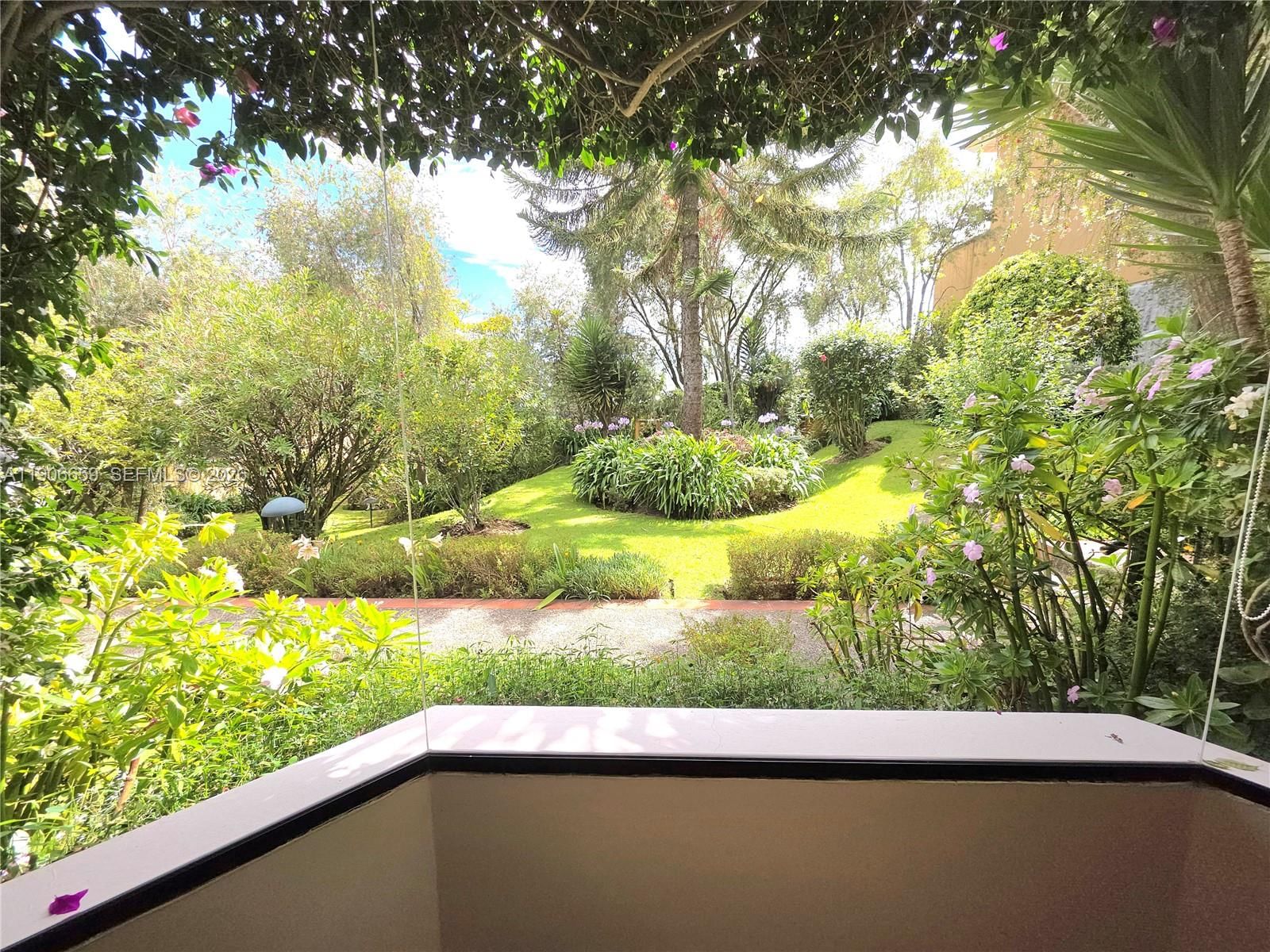 Real estate property located at , Other, Conjunto Alelies, Quito, OS, EC