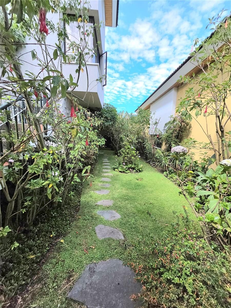 Real estate property located at , Other, Conjunto Alelies, Quito, OS, EC