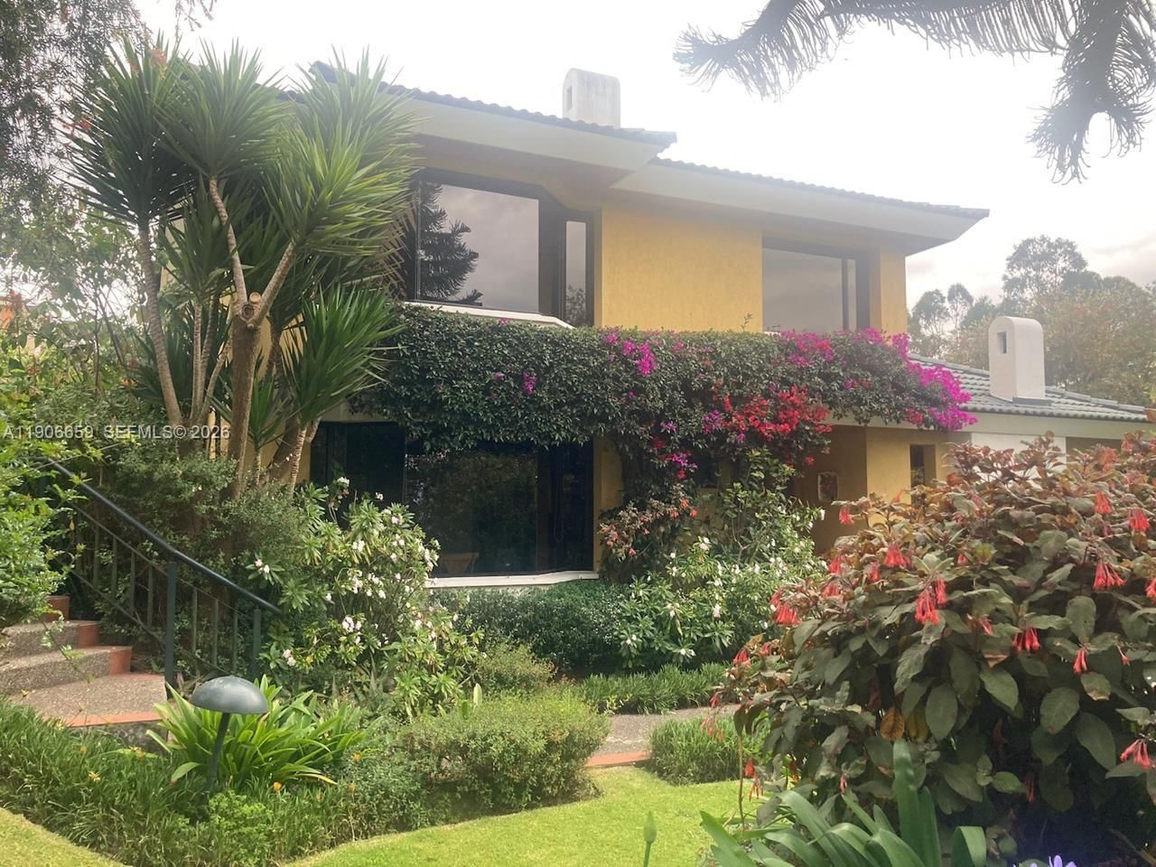 Real estate property located at , Other, Conjunto Alelies, Quito, OS, EC