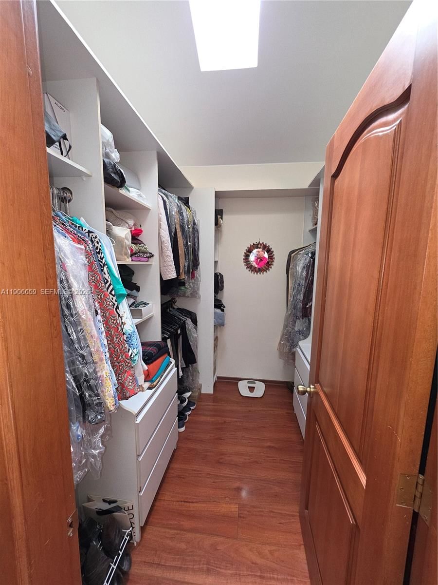 Real estate property located at , Other, Conjunto Alelies, Quito, OS, EC