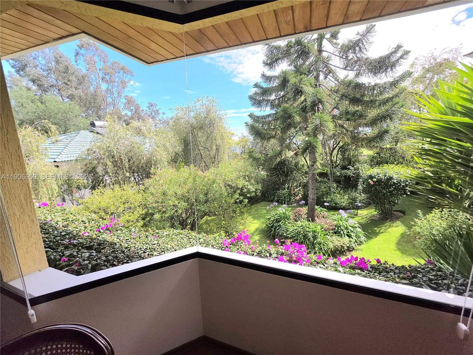 Real estate property located at , Other, Conjunto Alelies, Quito, OS, EC