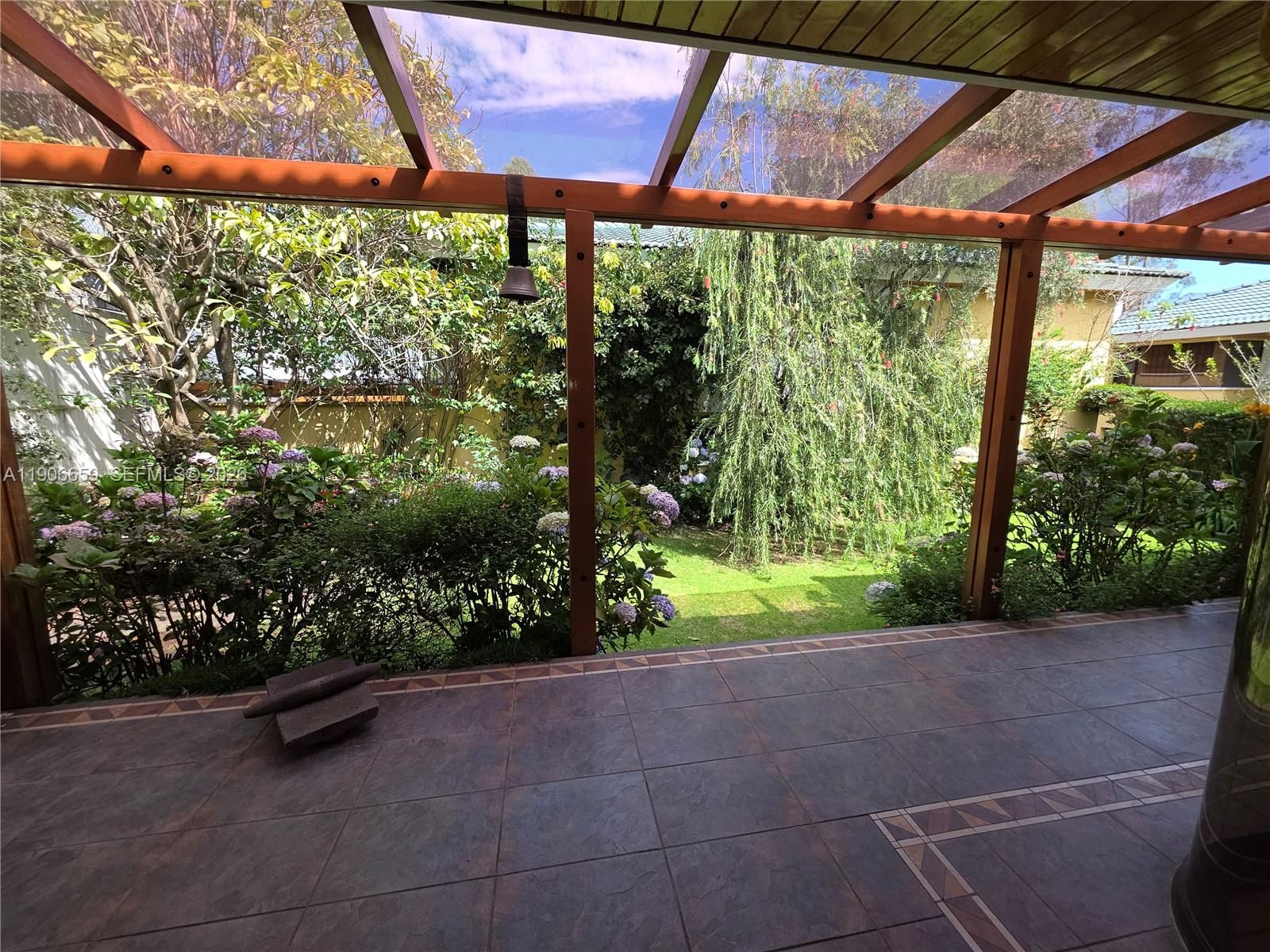 Real estate property located at , Other, Conjunto Alelies, Quito, OS, EC