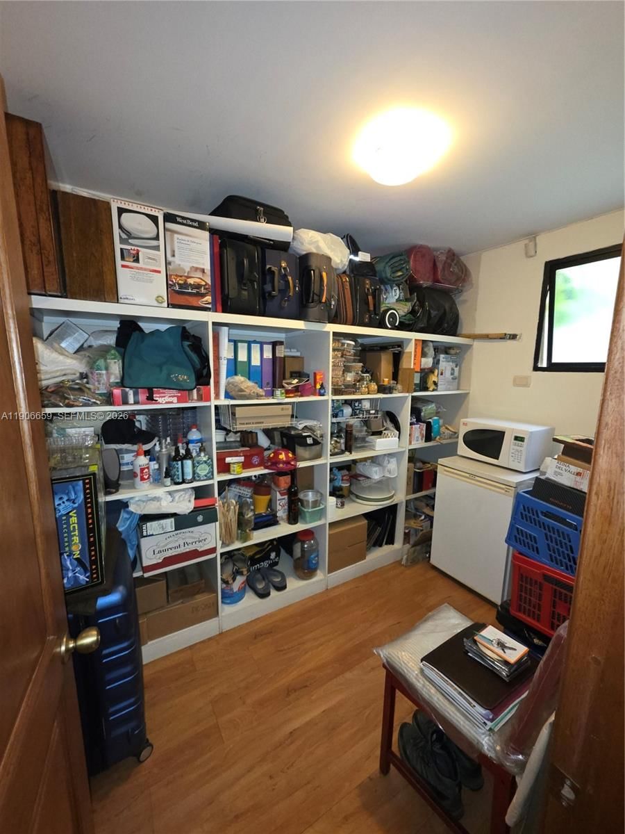 Real estate property located at , Other, Conjunto Alelies, Quito, OS, EC