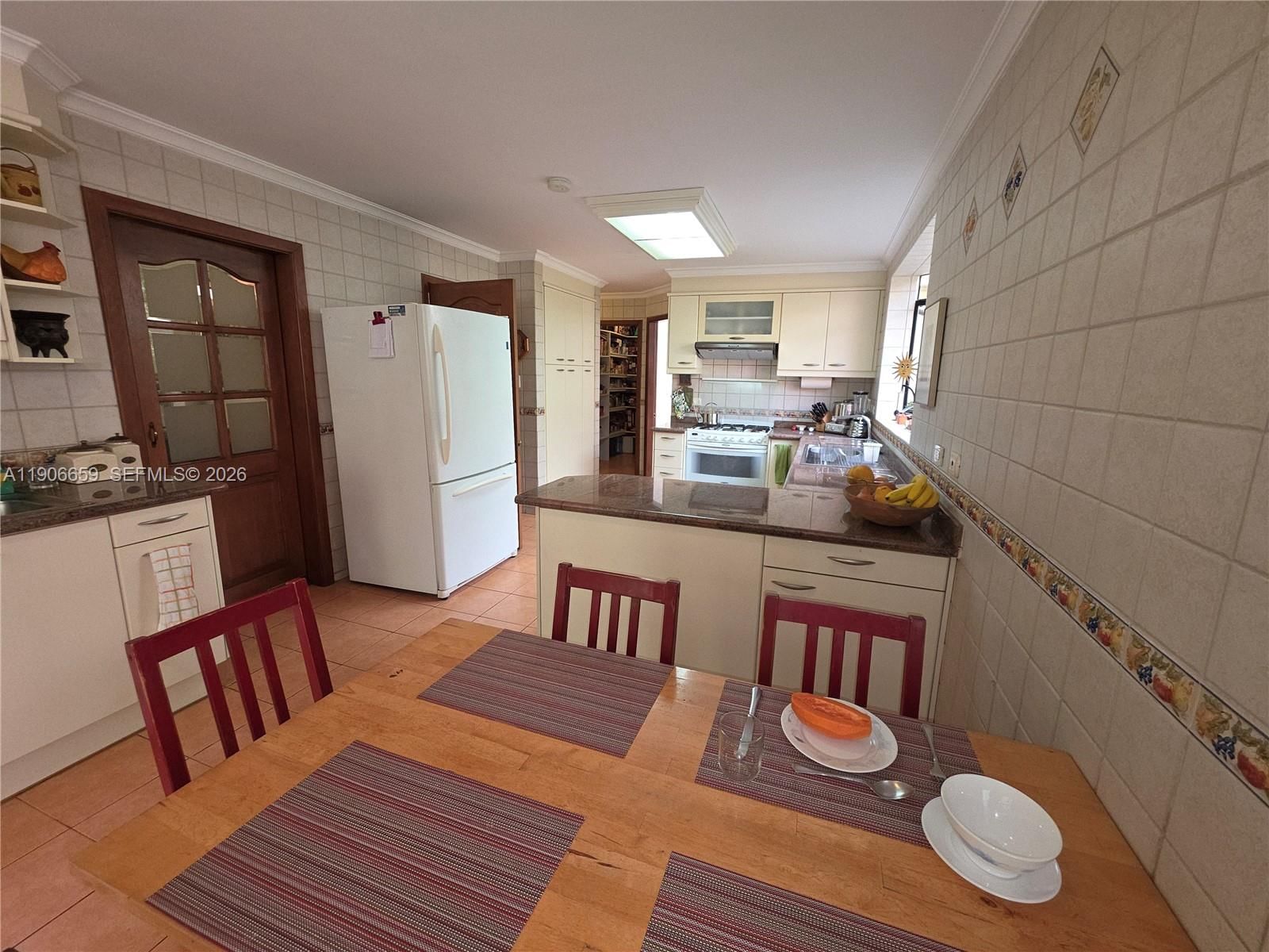 Real estate property located at , Other, Conjunto Alelies, Quito, OS, EC